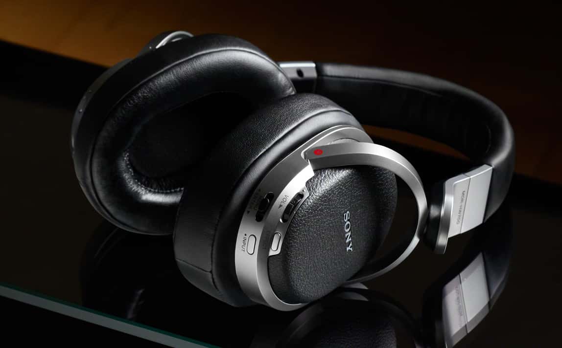 Auscultadores sem fios de som surround digital MDR-HW700DS | MDR